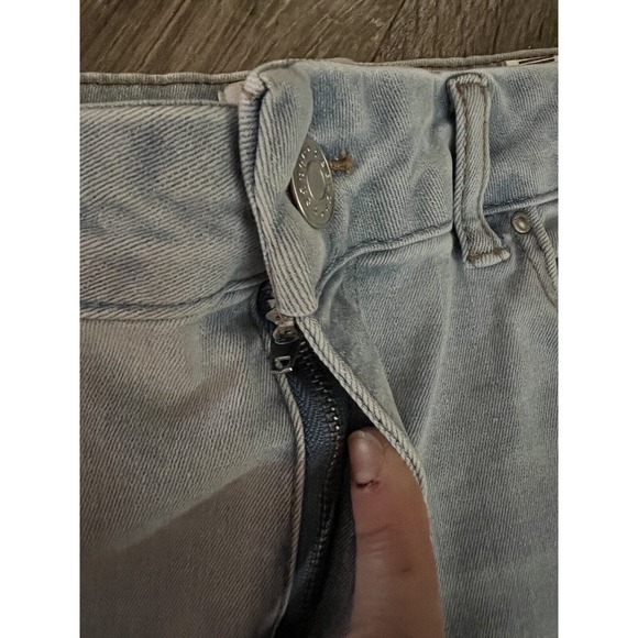 Colombia Refuge Denim Jeans Ultra High Curvy Jr Size 11 Lightwash Distressed - Picture 7 of 16